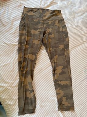 Camo High-Waist Leggings - Tans